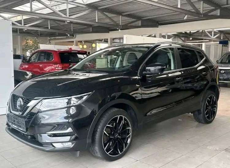Nissan Qashqai 1.7 dCi Tekna 4x4 _0