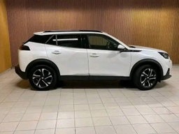 Peugeot e2008 Allure 136CV 2021