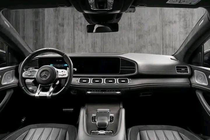 Mercedes-Benz GLE AMG 53 4MATIC Coupé 2021_5
