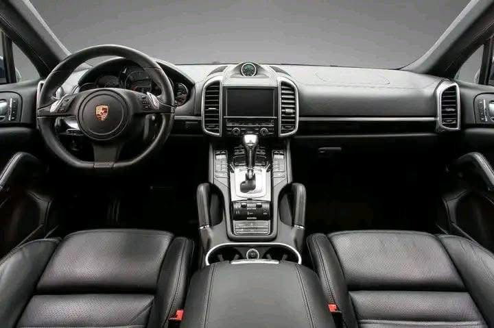 Porsche Cayenne 3.0d V6 Panorama_4