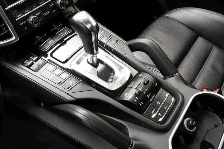 Porsche Cayenne 3.0d V6 Panorama_7