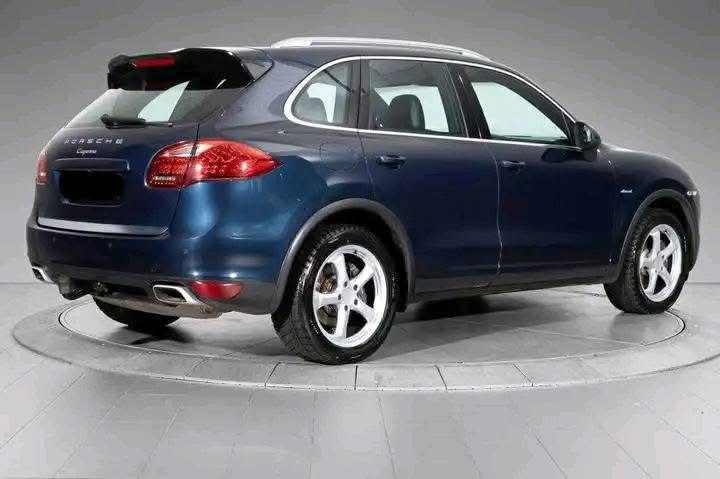 Porsche Cayenne 3.0d V6 Panorama_2