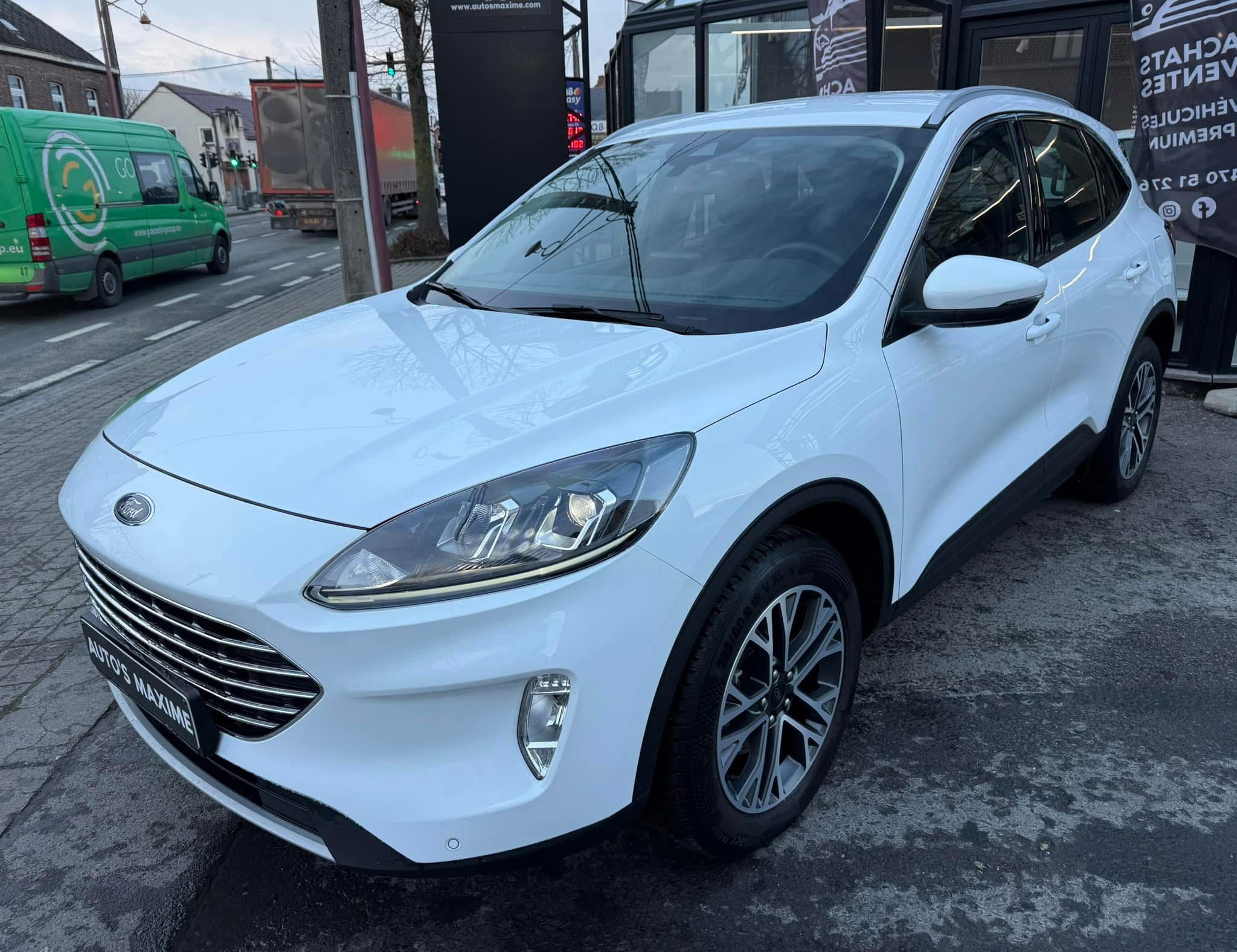Ford Kuga 1.5 EcoBoost_0