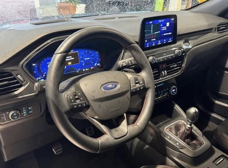 Ford Kuga ST-Line X 1.5 2020_5