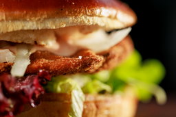 Schnitzel- oder Chickenburger