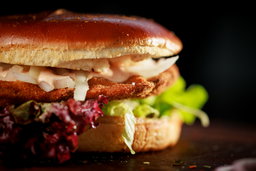 Schnitzel- oder Chickenburger