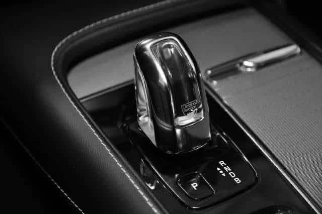 Volvo XC90 T8 AWD 2.0_10