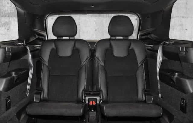 Volvo XC90 T8 AWD 2.0_8