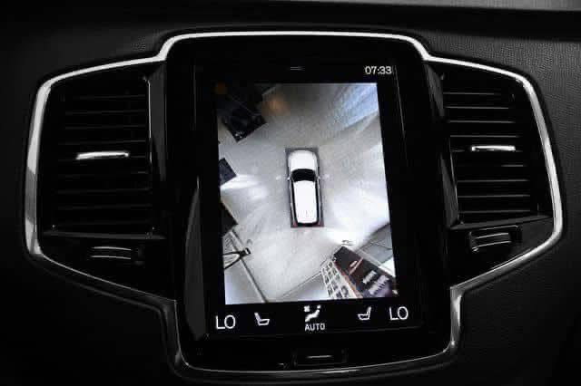 Volvo XC90 T8 AWD 2.0_15