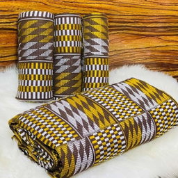 Adanwomase Kente weavers and Eco-tourism Centre 