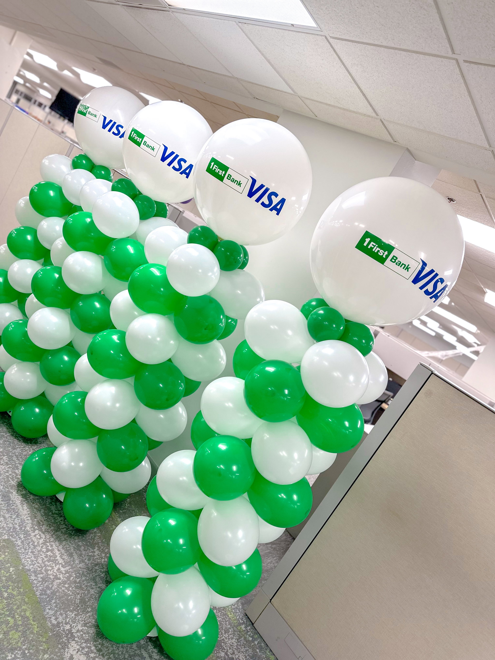 Torre de Globos Personalizados_0