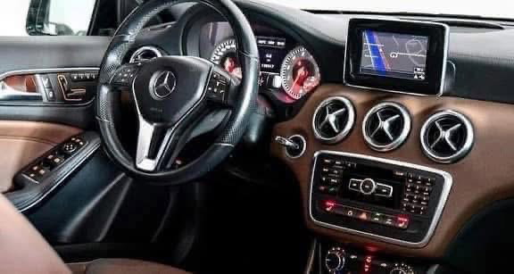 MERCEDES-BENZ CLASSE A 200 2012_4
