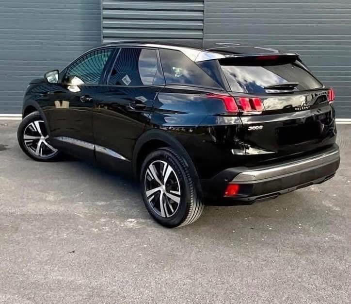 Peugeot 3008 1.5 bluehdi 130CV 2018_1