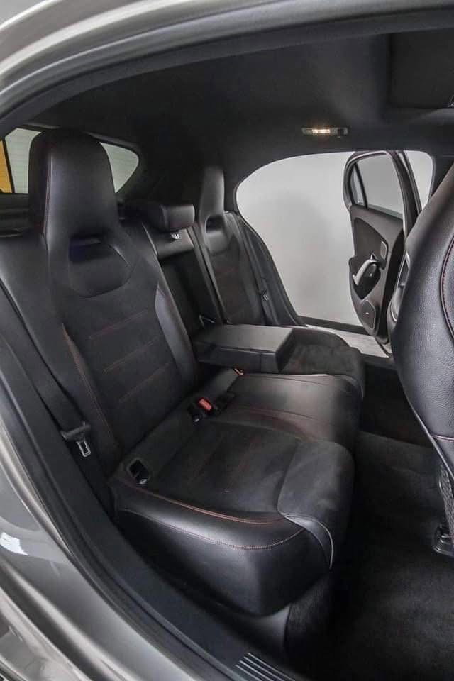MERCEDES-BENZ A180 d  Pack AMG 2020_6