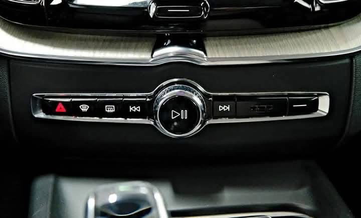 Volvo XC60 II B5 AdBlue AWD 2.0 2020_7