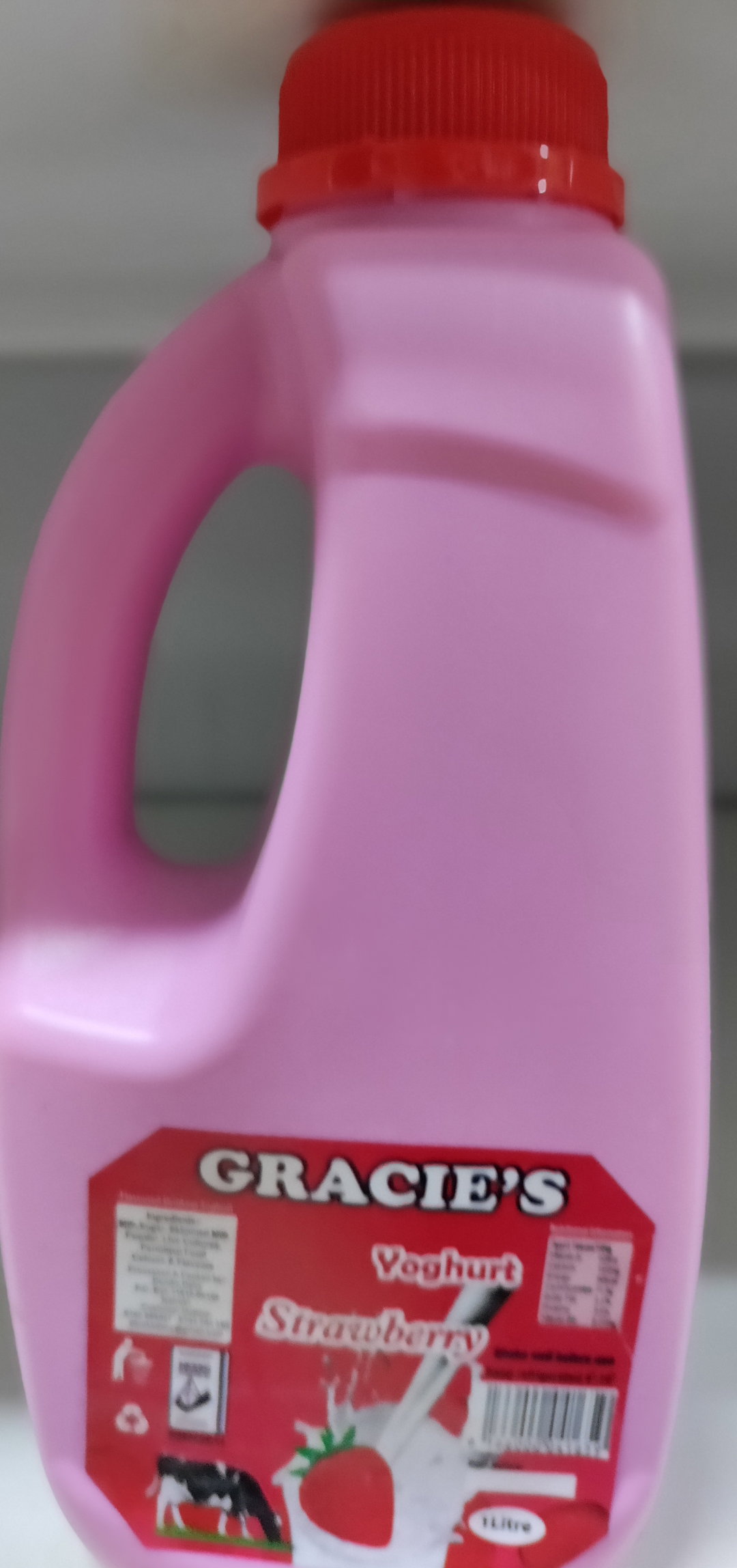 GRACIAS YOGURT STRAWBERRY 1LTR