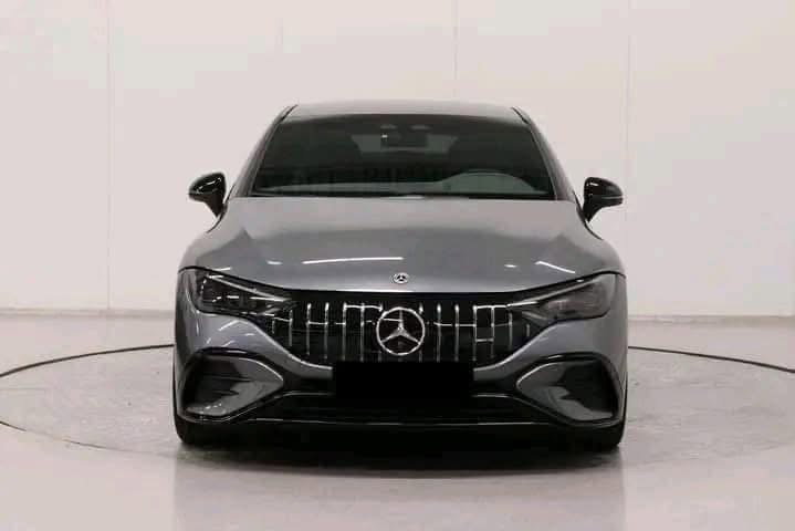 Mercedes-Benz EQE 43 4MATIC 2023