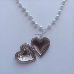 Oceana's Heart necklace