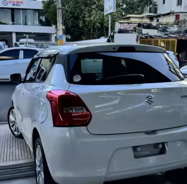 Suzuki Swift 2018_1