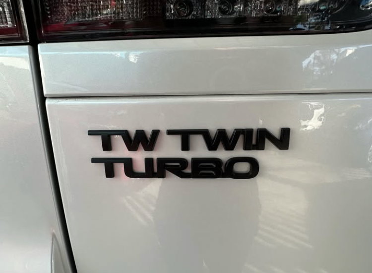 TOYOTA LAND CRUISER GR SPORT TW DIESEL 2023_4