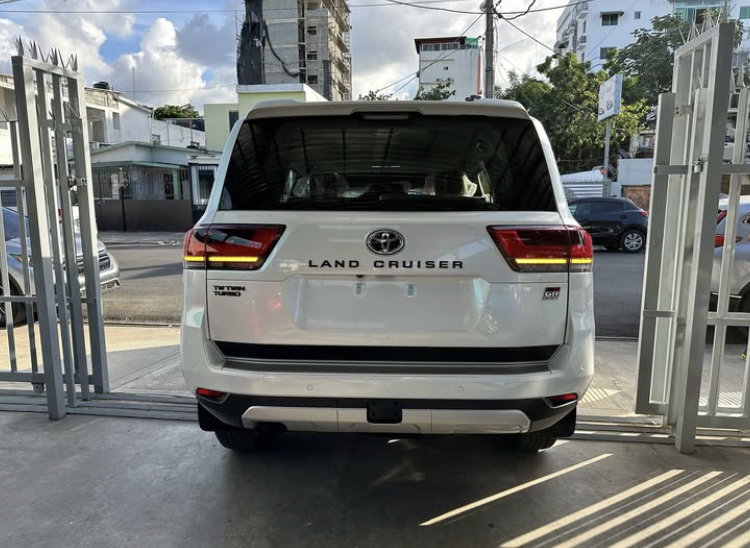 TOYOTA LAND CRUISER GR SPORT TW DIESEL 2023_7