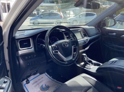 Toyota Highlander LE 2018