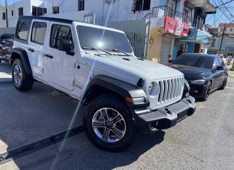 Jeep Wrangler Unlimited Sport S 2020_2