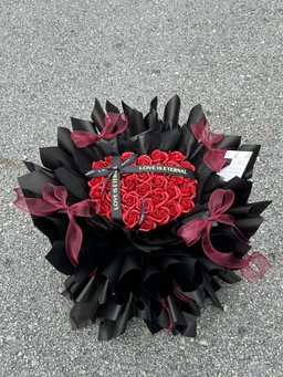 33 Stalk Hearts-Shaped Soap Rose Bouquet  