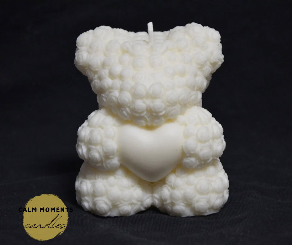 Teddy bear with heart soywax candle_0