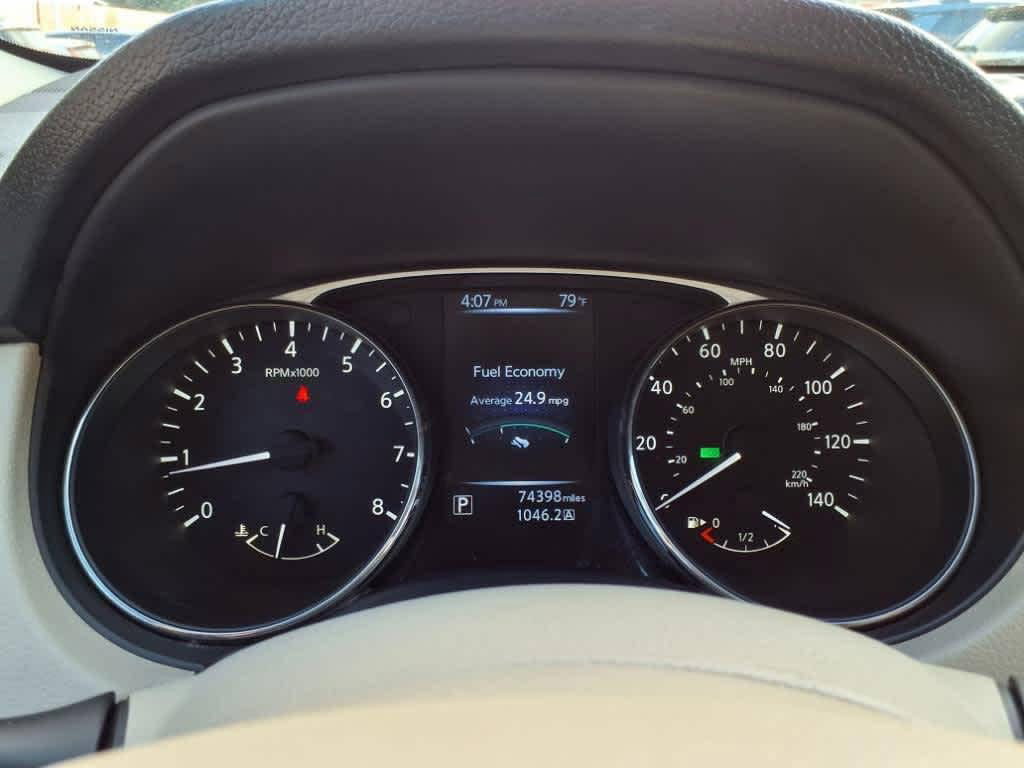 Nissan Rogue SV CVT 2015_8