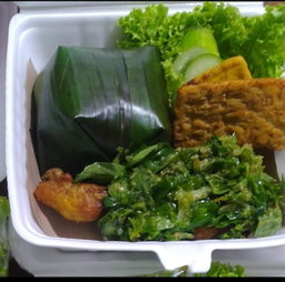 Ayam Penyet