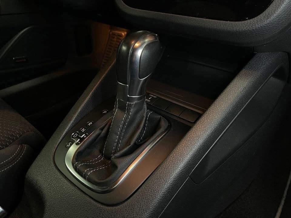 Volkswagen Scirocco R 2.0 265 CV 2011_10