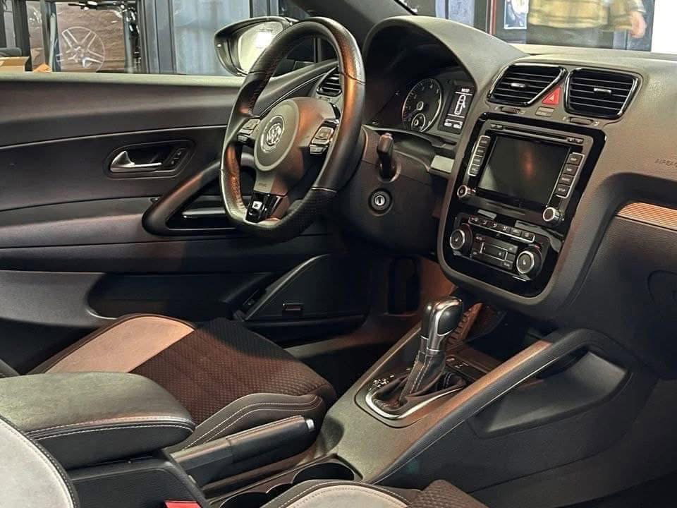 Volkswagen Scirocco R 2.0 265 CV 2011_11