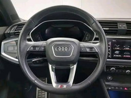 Audi Q3 / 2022