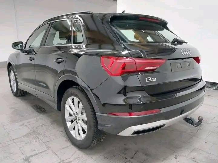 Audi Q3 / 2022_4
