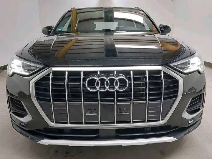 Audi Q3 / 2022