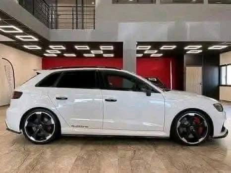 Audi RS3 / 2016_2