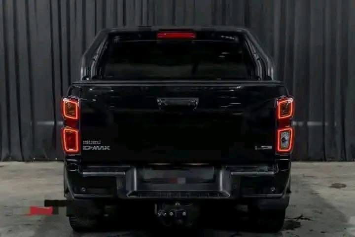 ISUZU D MAX / 2023_8