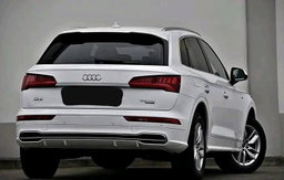 Audi Q5 /2020