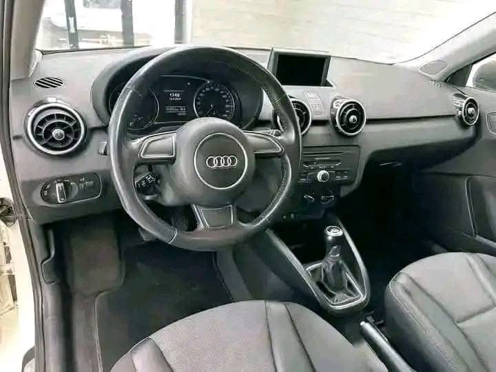 Audi A1 / 2012 _9
