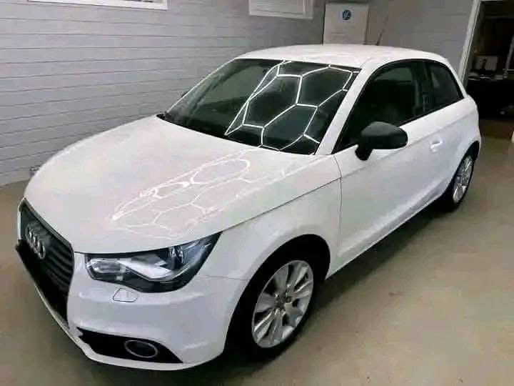 Audi A1 / 2012 _1