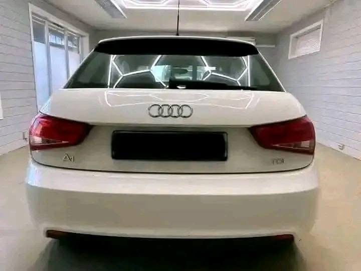 Audi A1 / 2012 _3