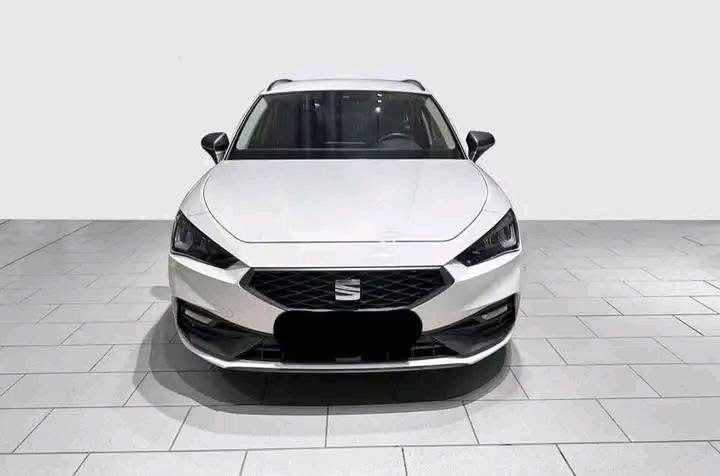 SEAT Léon Sportstourer / 2021