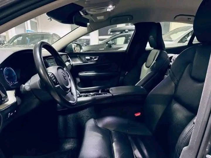 Volvo S60 T8 / 2020_3