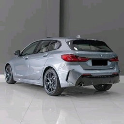 BMW 1181 M Sport / 2023
