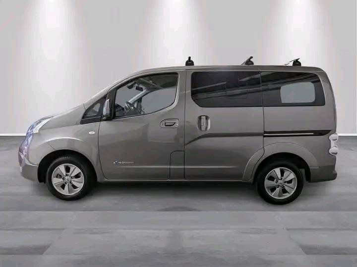 Nissan e-NV200 / 2021