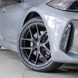 BMW 1181 M Sport / 2023 