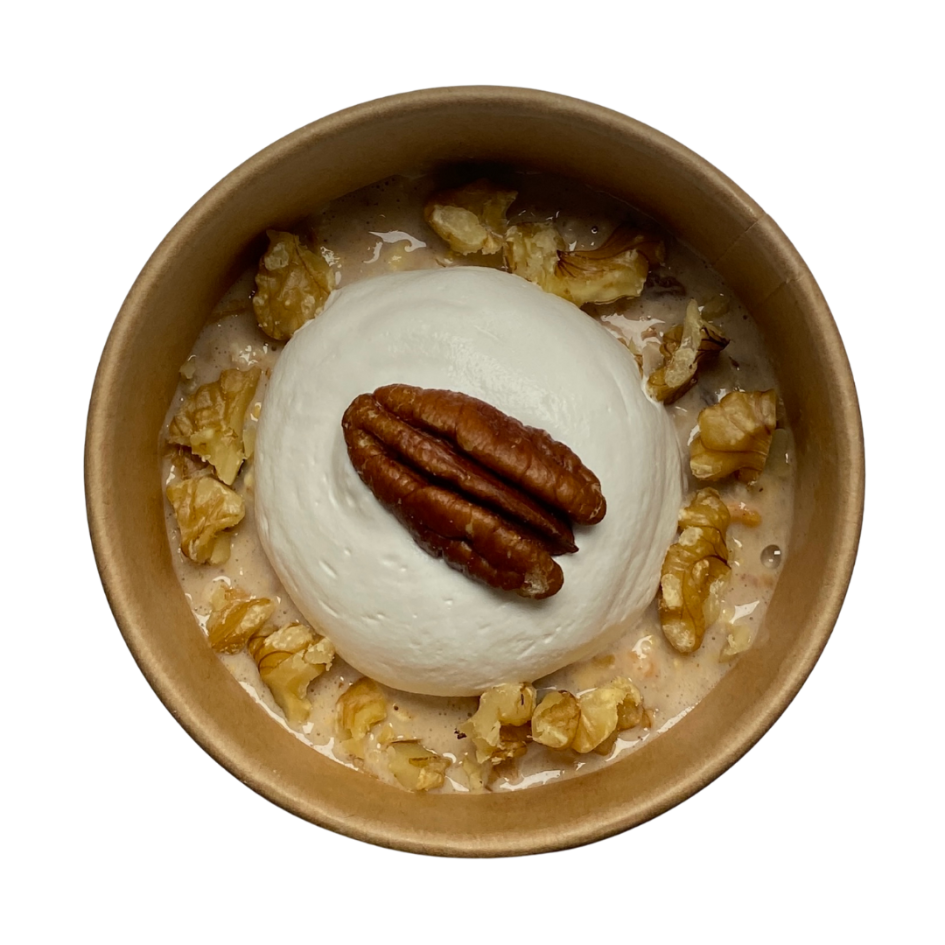 Carrot Cake Protein Oats (Vegan)