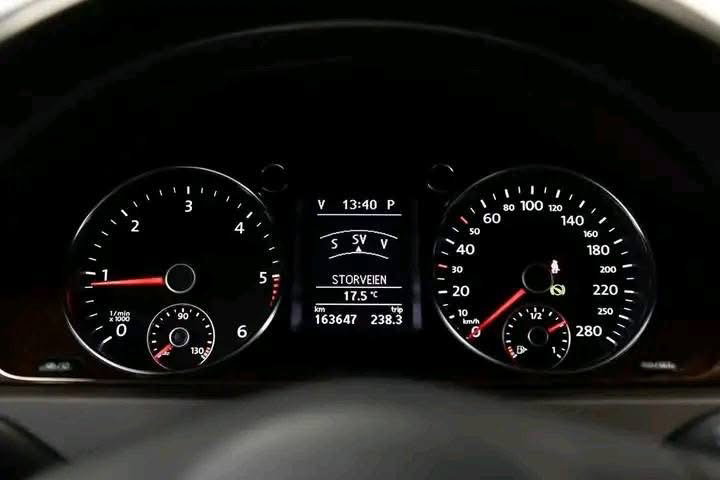 Volkswagen Passat CC / 2013_5