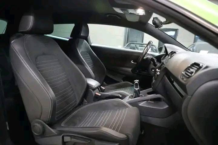 Volkswagen Scirocco / 2009_5